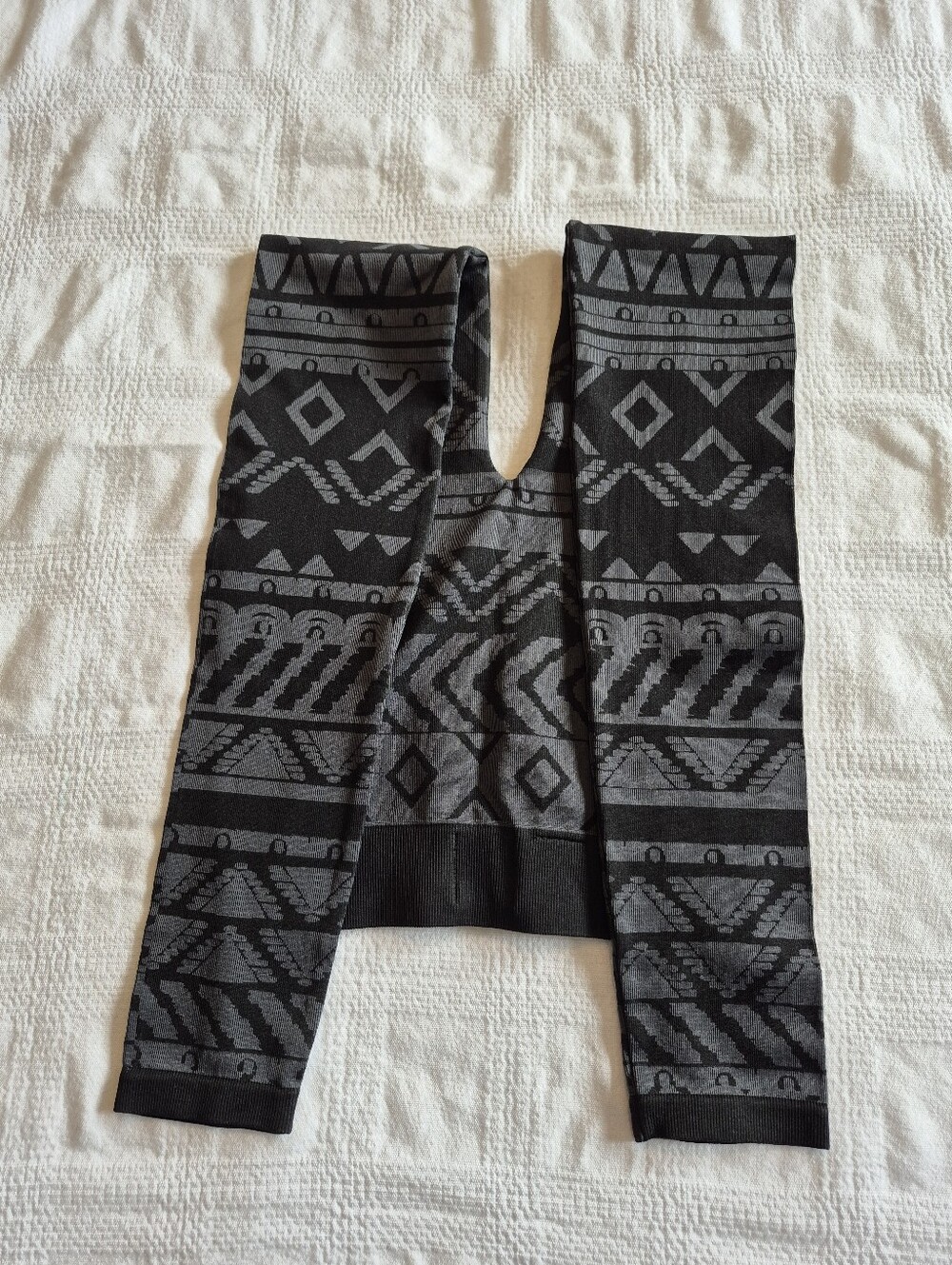 Material Girl Medium/large black & gray footless tights NWOT - Picture 3 of 7